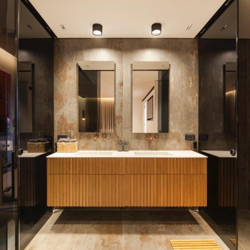 מקלחת שירותים הורים